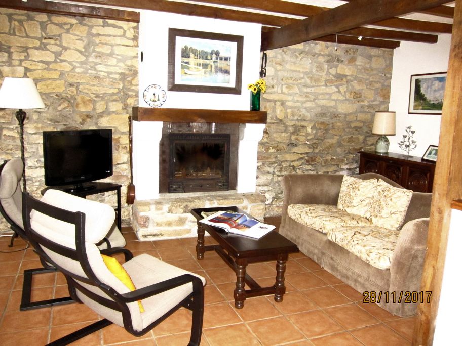 Brittany Cottage lounge