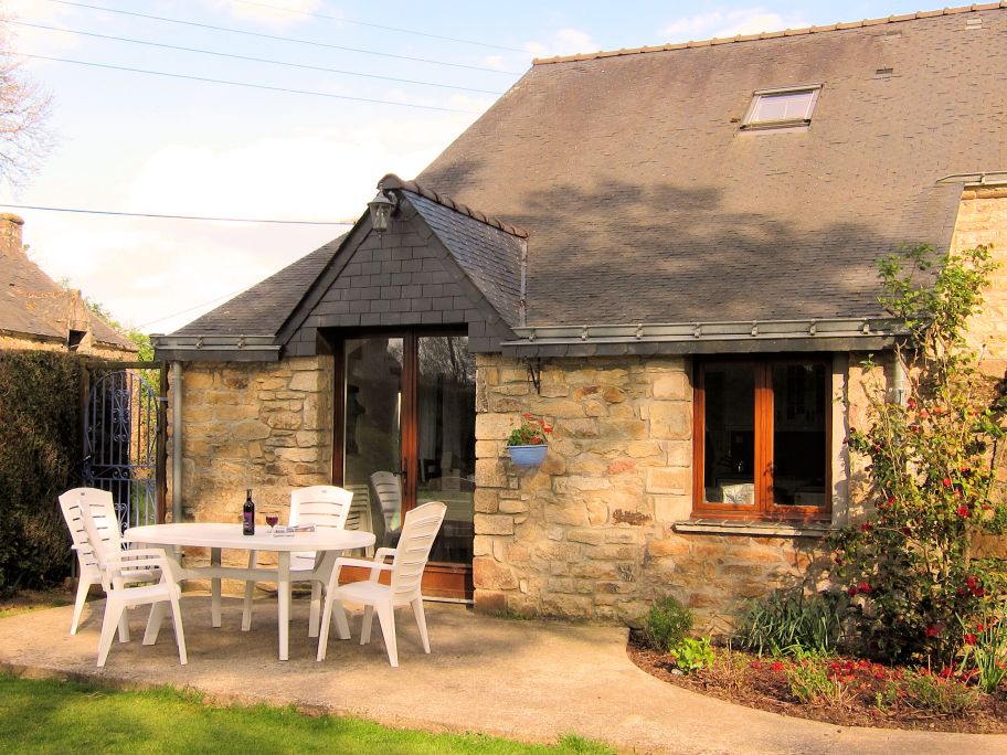 Brittany Cottage kitchen